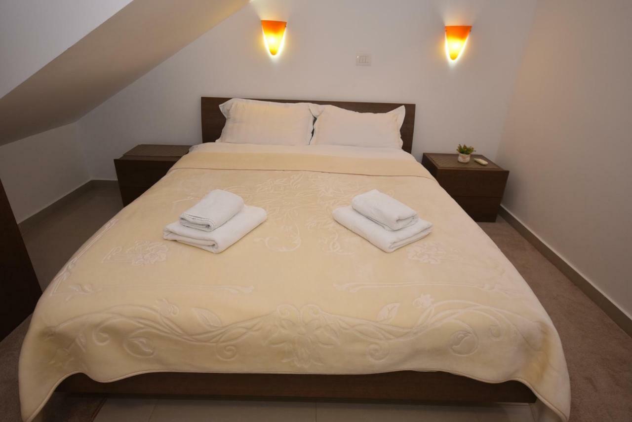 Grifone Coastline Apartment Herceg Novi Bagian luar foto